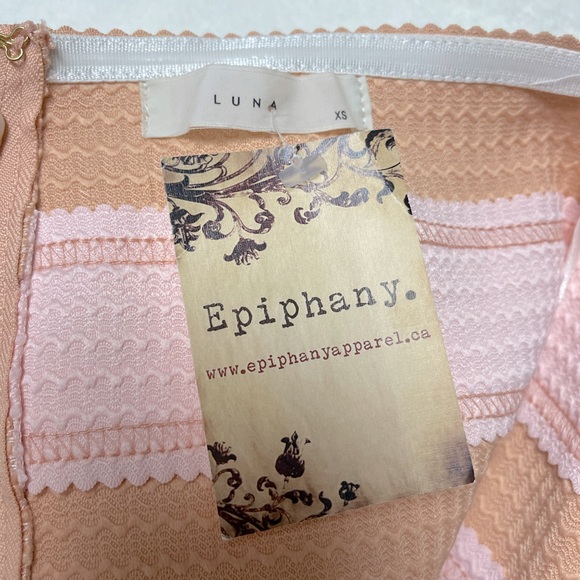 Luna Louisa Bandage Dress - Picture 7 of 10